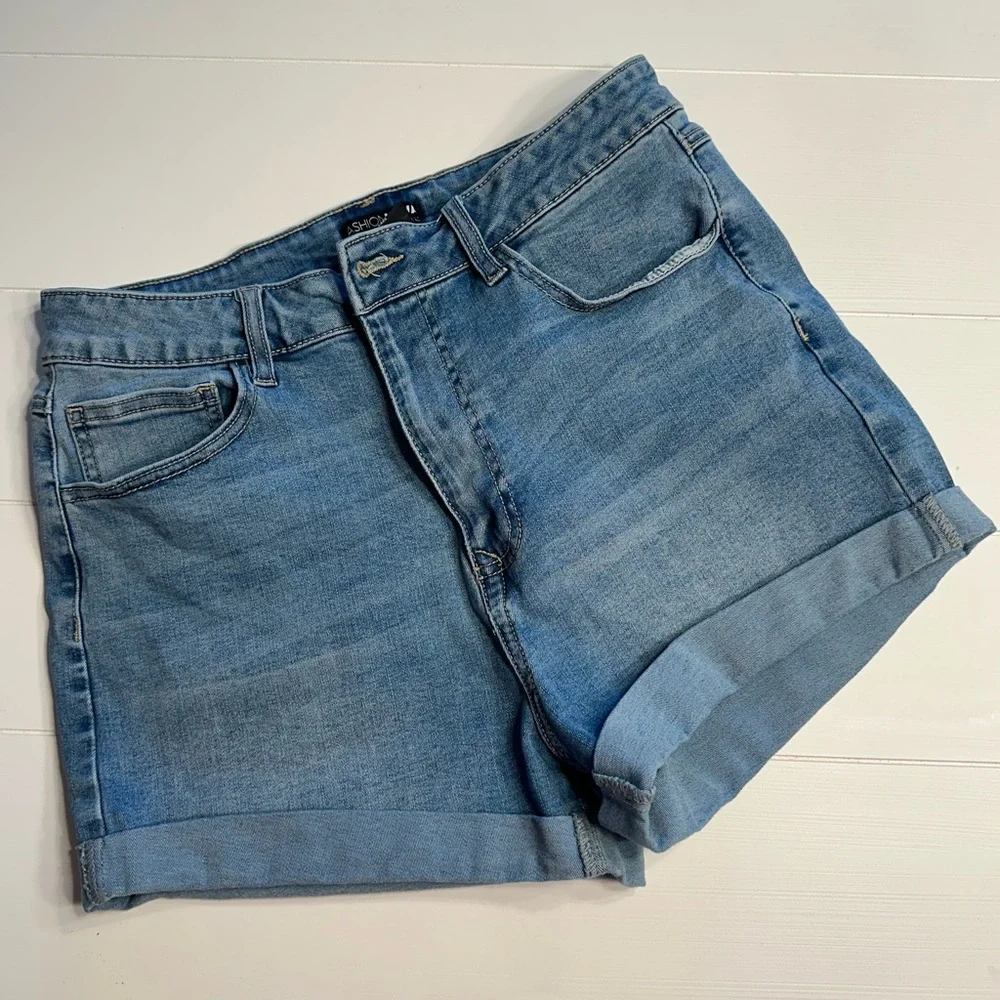 Denim bundle - Picture 4 of 6